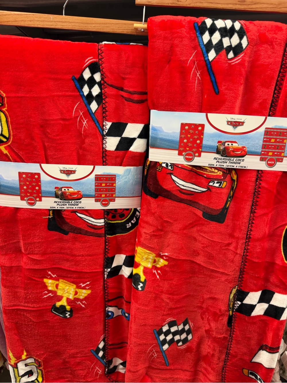 Disney Red Cars Lightning McQueen Plush Throw Blanket